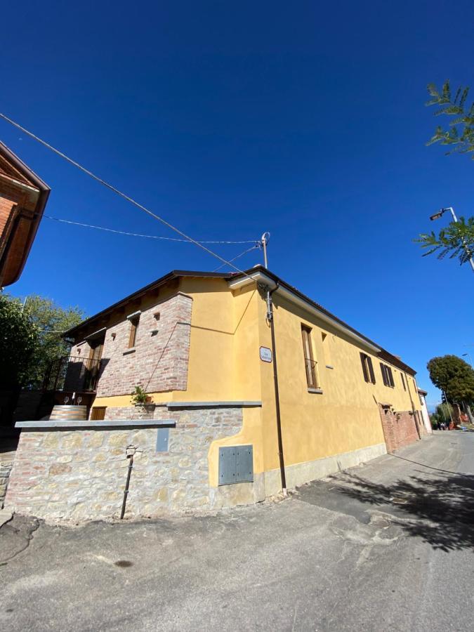 Вилла Cascina Maina Диано-д'Альба Экстерьер фото